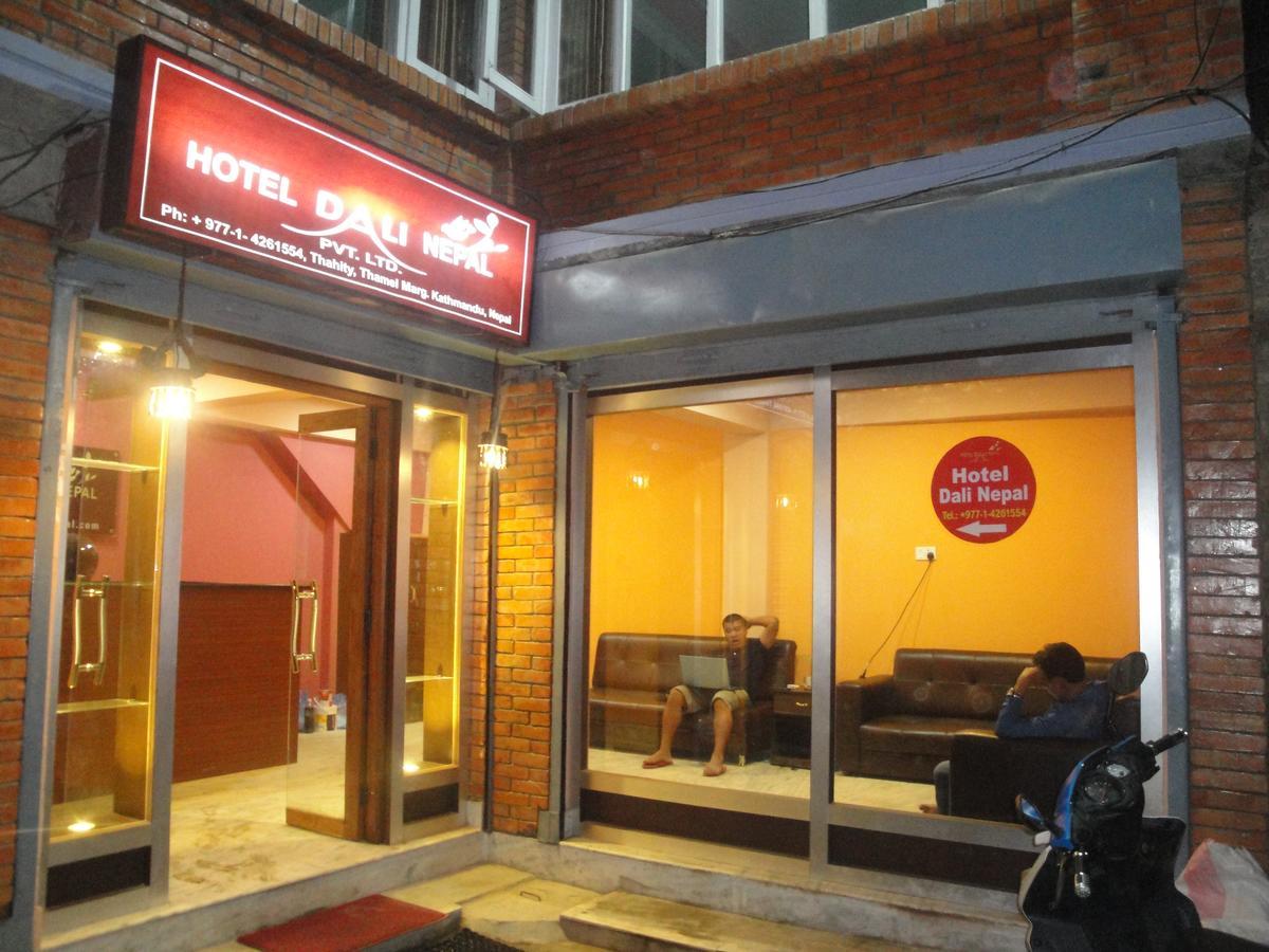 Hotel Dali Nepal Катманду Экстерьер фото